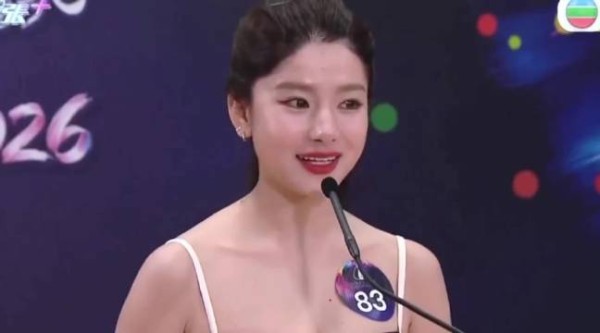 2026年香港小姐温思婷说粤语,太尴尬了,她敢说我都不敢听