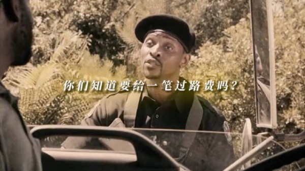 勇者行动:黑警索要过路费,开门直接傻眼