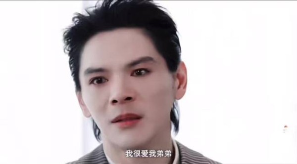 向佐哽咽谈弟：被偏爱者的愧疚与兄弟情深