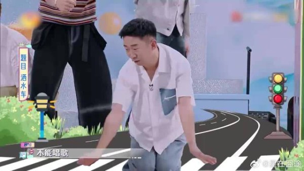 杨迪檀健次表演洒水车,迪哥竟自动配音,笑疯于洋