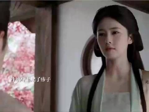 满眼都是她，看着她笑就跟着一起笑