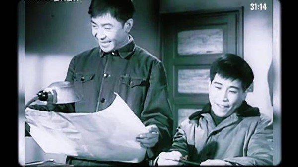 技术学校毕业生设计脱离实际，父亲批评不踏实