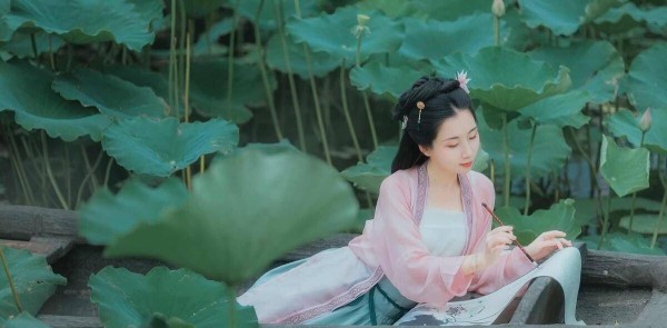 赵明诚去世时，李清照说他素无分香卖履之意，分香卖履有何典故？