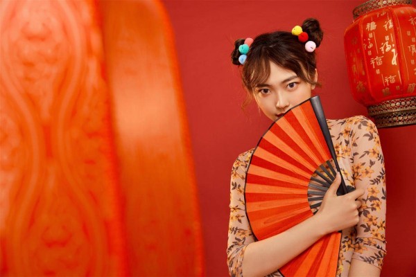 结了婚的女人要是对结了婚的男人干这么一件事，那就是想跨过界搞到一块儿