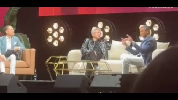 特朗普嘲笑黄仁勋不会切换扬声器,黄仁勋称赞特朗普