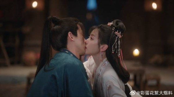 夫人：你忘了你不能喝醉，六少主：我知道，下秒又强吻