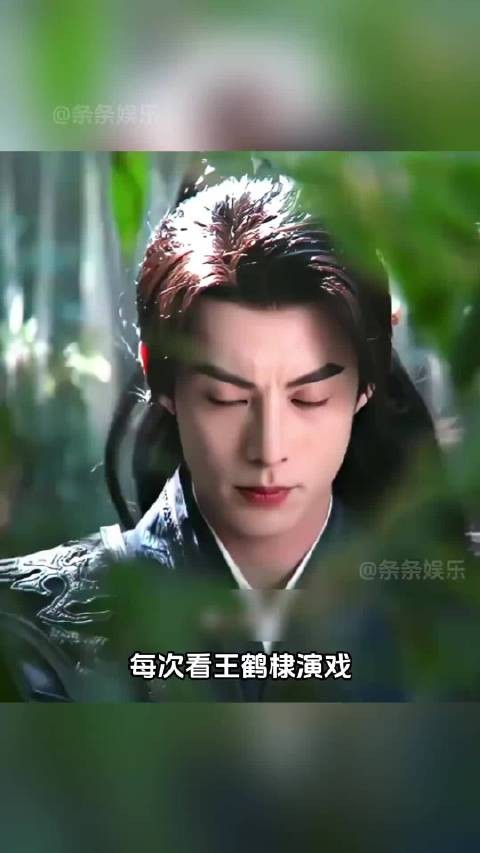 内心没点中二魂，都不拍不出这效果