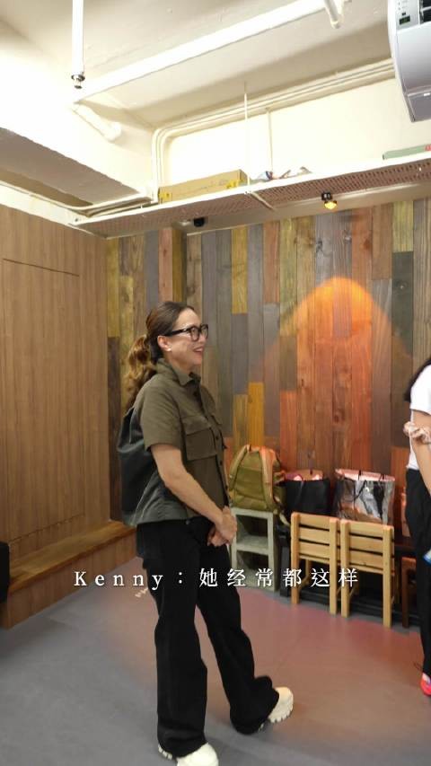 能被霍汶希当场盖章,可见这份健身成果不是摆拍,是实打实练出来的