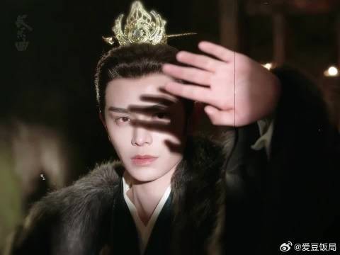 天光乍破,从此再无困住你的长夜了
