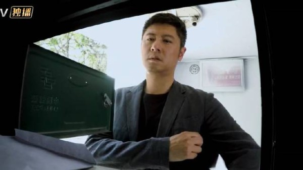 刑警突然冒出个女儿,下秒收到神秘照片愣了,竟是死去的妻子