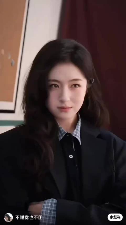 李兰迪怎么这么美！完全让人移不开眼睛