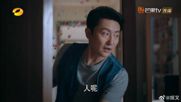 凌霄和子秋都要出国，尖尖生气难受，直接去外婆家住