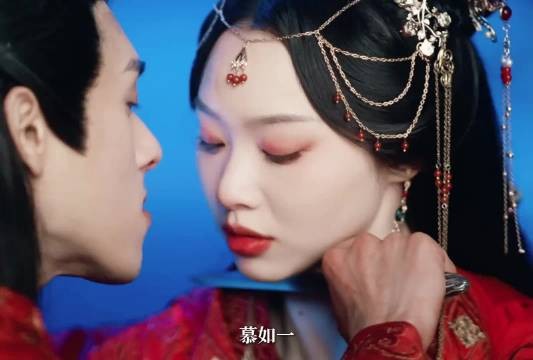 大婚之日,昔日爱人拔刀相向