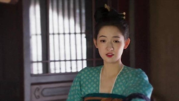 母亲毫无底线宠溺儿子，把最后一点家底都彻底败光，慈母多败儿说的一点没错！