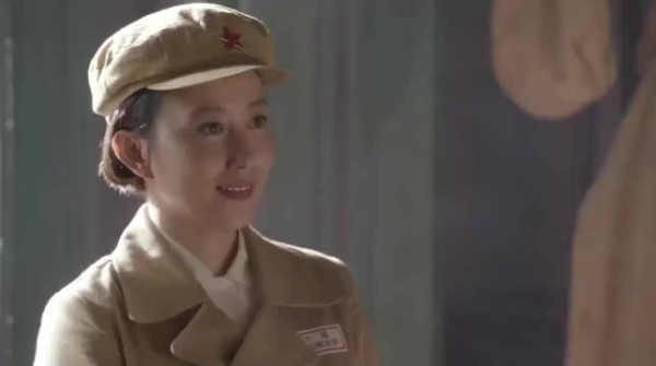 老将军一把年纪还相亲，不料对方是个大美女，一眼看呆！