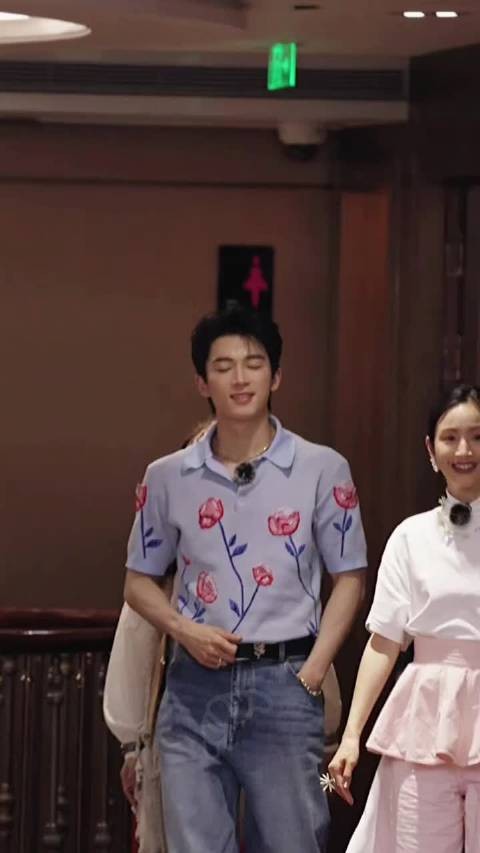 原来王星越也逃不过续火花 …