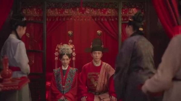 林绣芄看透爱情投身织坊，经商自立养活母亲