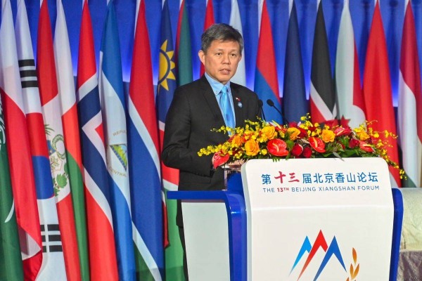 “不亲华”的 新加坡防长,用中文讲出孟子名言,在给中国上眼药?