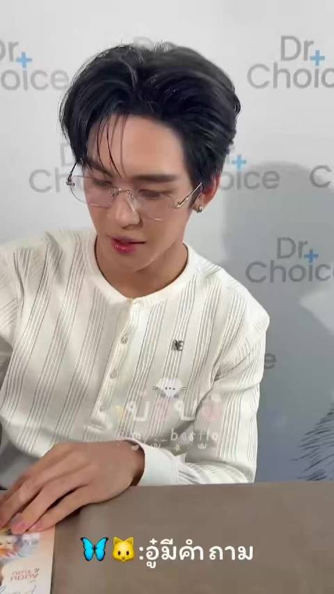 260912小呜和yuzu的live饭拍 好爹地的一身，wrg快来喊 cr.水印