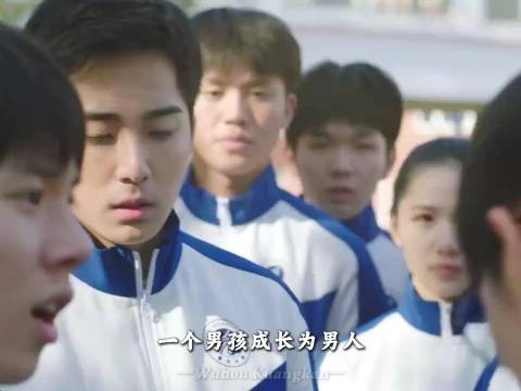 一个男孩成长为一个男人，往往在这一瞬间的沉默