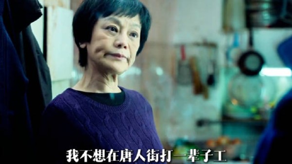 母性并非与生俱来的本能,是伤痕累累之后,清醒自主做出的一次选择