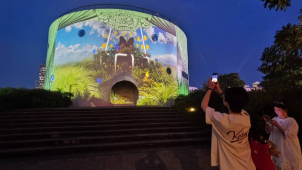 上海为什么要办国际光影节?