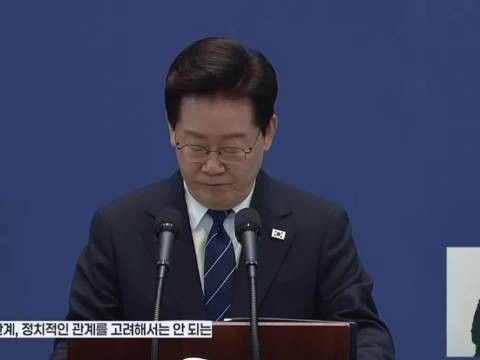 心疼你们咽下的委屈 心疼你们破碎时依然坚强的模样
