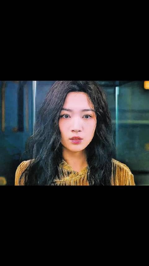 女孩的画画天赋暴露后，被女大佬利用盗取名画，结果导致自身陷入危局！