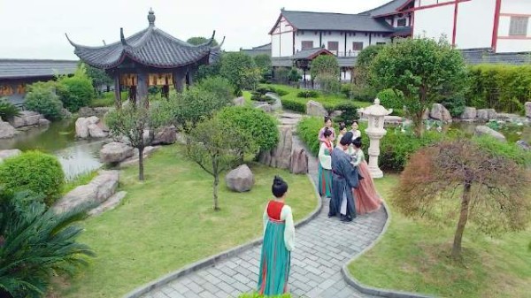 这回女主总算不是柔柔弱弱啥也不会了,算计我你还嫩呢!这智商看着就爽!