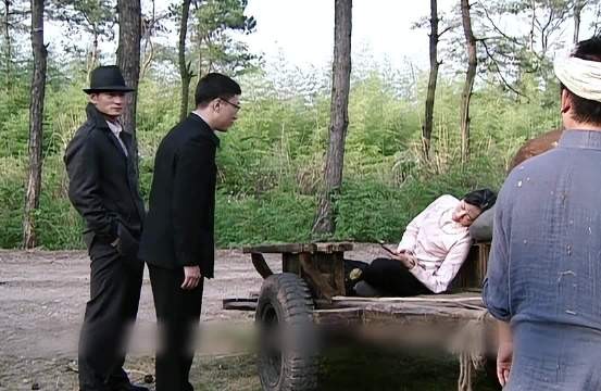 乡下悍妇翠萍空降天津，处处露马脚，为何偏偏没被马奎识破？