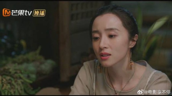 海王和美女合唱，到底孰强孰弱，大师眼神给出判断