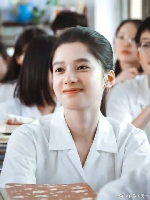 “凌一尧 你一定要幸福!”平行时空的你 一定一定要幸福