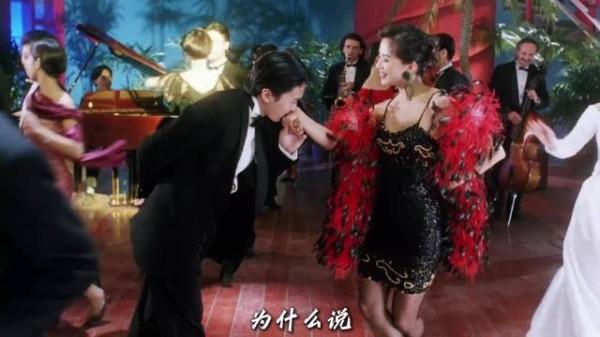 周星驰无厘头很难搭戏，梅艳芳，少数可以稳稳接住他节奏的女演员