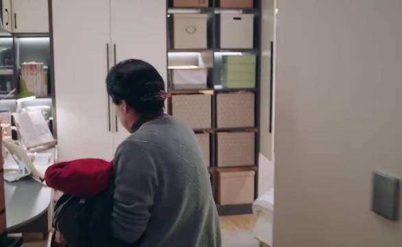婆婆不敲门就进儿媳房间了，丈母娘也是