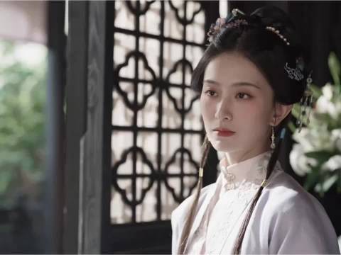 为了不让Linda爷对兰香念念不忘，决定毁掉她，又是一位狠角色兰香如故
