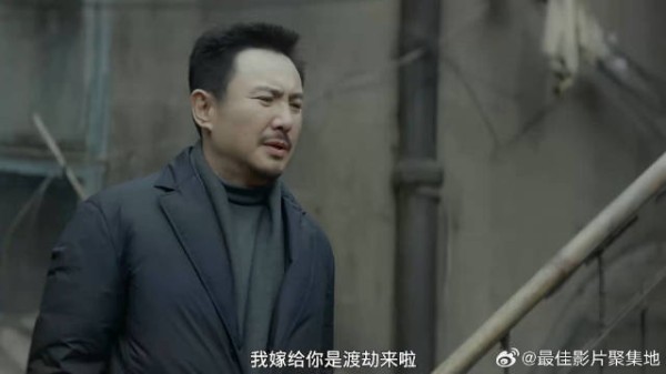 富豪带妻子去老家院子 决定穷养孩子,妻子一听继承家产立马答应