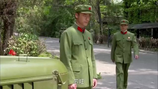 军嫂背叛丈夫被抓现行,丈夫执意离婚,这下彻底身败名裂