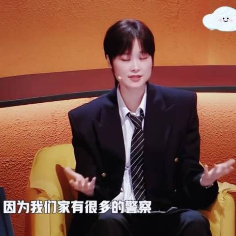 李宇春回归脱友，表演新歌下周五总决赛