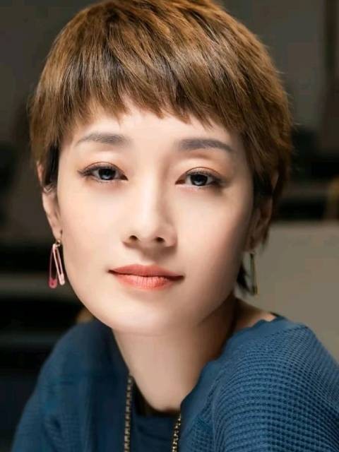 马伊琍给同龄女人一课，先活明白再结婚