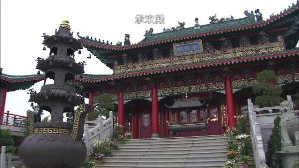 妃子害人之后烧香祭拜假装无辜，这伪善的模样你看透了吗 宫心计 佘诗曼 杨怡