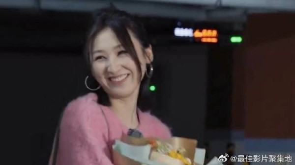高海宁被小鲜肉疯狂追求 看到焉栩嘉准备的惊喜,瞬间沦陷了!