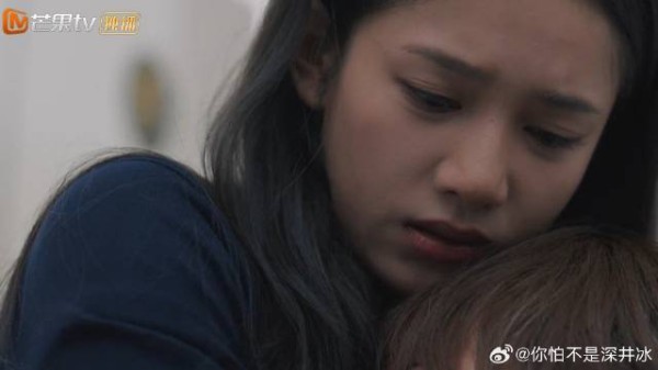 妈妈最终死在怀里,苗靖想起两人美好的记忆,崩溃痛哭