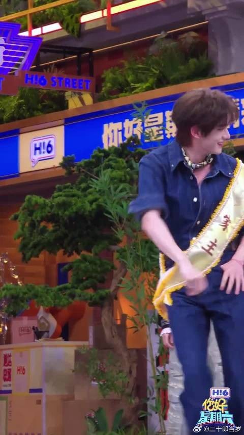 丁程鑫跳了绿光，咱就是说领舞这块，小丁永远不会让人失望！