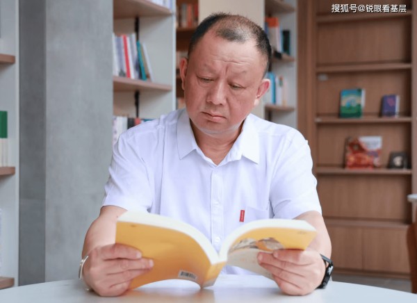 文学兜底——序张长征《雪泥鸿爪》