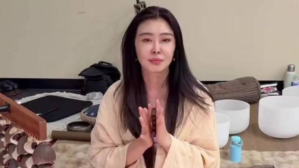 59岁王祖贤隐退22年首次受访,罕见回应息影原因,并不是网传的那样!