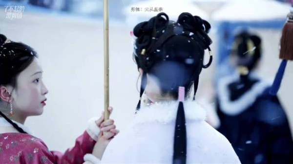 兰香如故封面全是女性,群像戏打破四男一女俗套