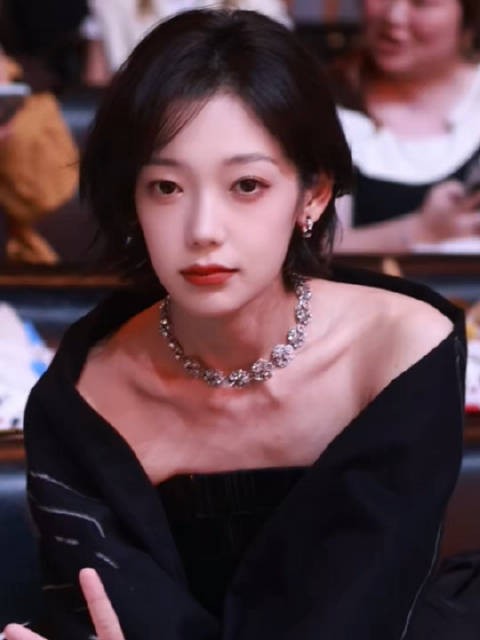 希林好美萌地比耶