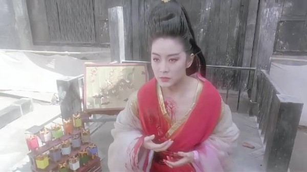 问天下情为何物，只叫人生死相许