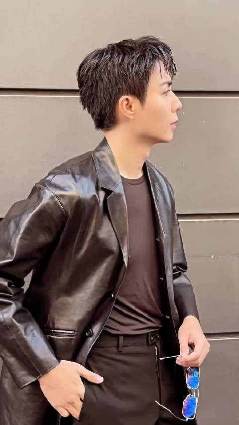 260923 炸街 zeenunew