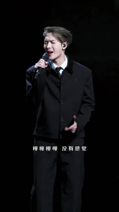 王嘉尔又帅唱歌又好听，我的梦中男神没错了！